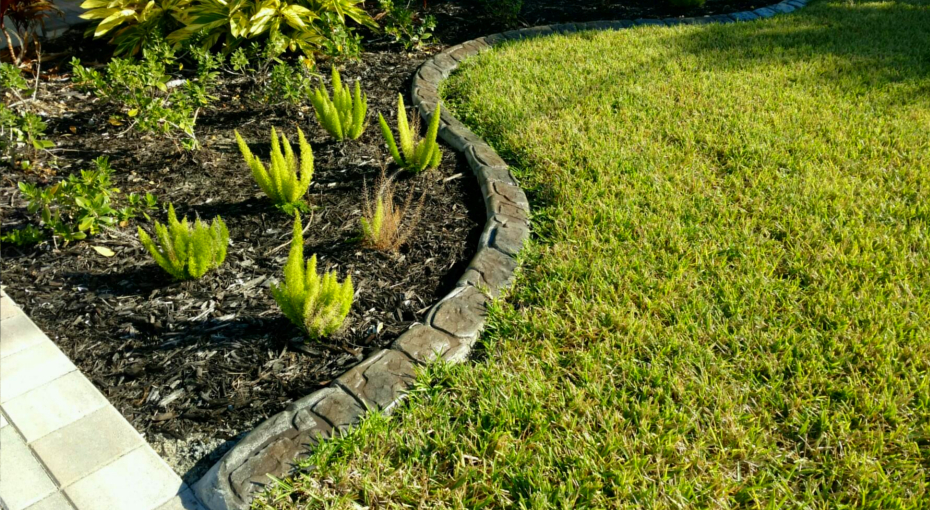 Cape Coral Landscape Curbing